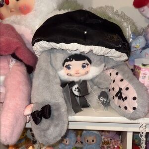 Nommi mushroom -Jade